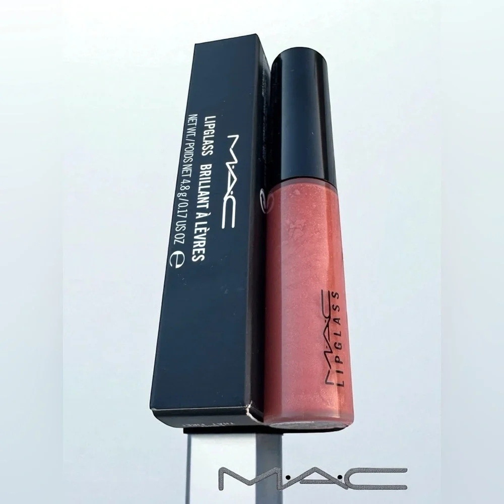 MAC LIGHT THAT FIRE! LIPGLASS. NEW IN BOX. LIMITED EDITION.